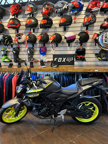 Imagen 4 de 15 de Yamaha Mt 03 2017 Con 14000 Km Marelli Sports Con Alforjas