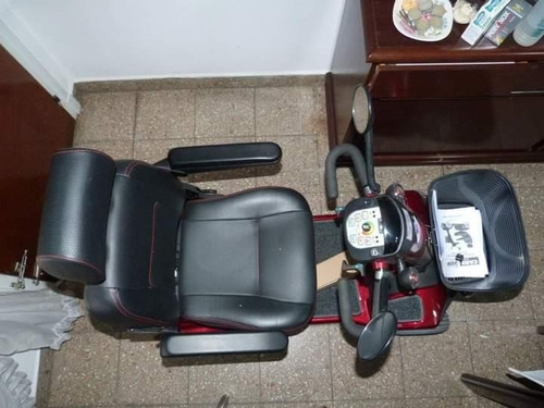 Imagen 1 de 3 de Silla De Ruedas Motorizada Usada