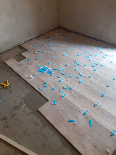 Imagen 2 de 5 de Instalador De Pisos Porchelanatos Y Ceramicas, Baños Cocinas
