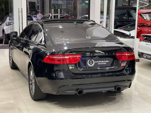 Imagem 7 de 13 de Jaguar Xe 2.0 16v Si4 Turbo Gasolina Pure 4p Automático