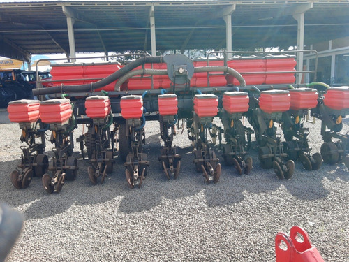 Imagem 4 de 4 de Plantadeira Sfill Mf 513 Hf 45