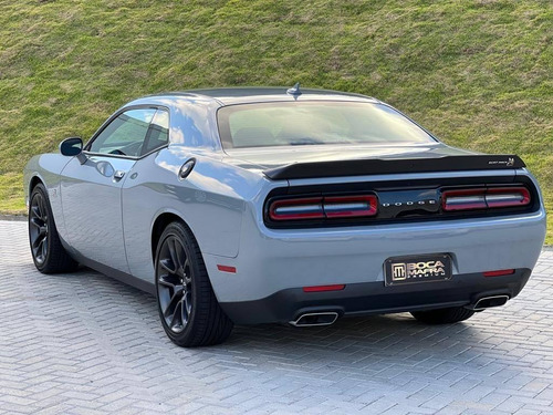 Imagem 11 de 15 de Dodge Challenger Rt V8