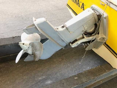 Bermuda Caribean Motor Falcon Pata Volvo 270 Buen Estado