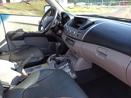 Mitsubishi L200 Triton Especial Mmc