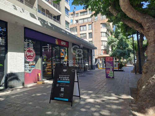 Local Comercial En Galería, Providencia