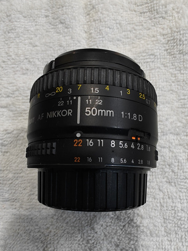 Lente Nikon 50mm F/1.8  D Af