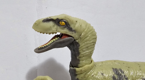 Jurassic World Dino Trackers Danger Pack Velociraptor Mattel (Usado)