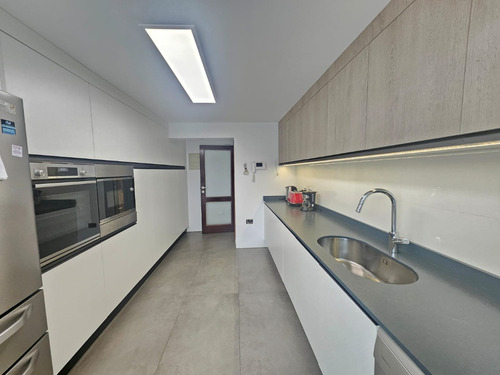 Tejada Con Niveles 4dort+4baños+10estc+bod+gy+piscina+jardin