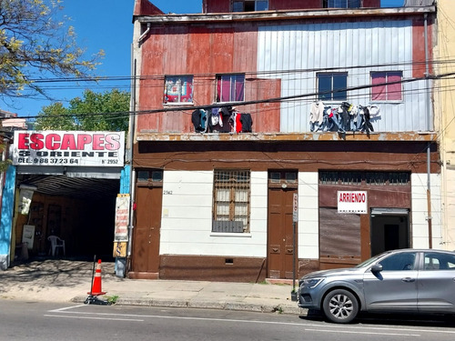 Cómodo Y Amplio Local En Centro De Valparaíso