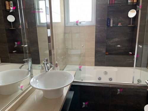 Mansa- Excepcional Pent House- Ref: 9564