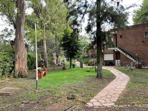 Imagen 26 de 30 de Ph En Barrio Cerrado - Muy Buenas Instalaciones, Gran Piscina Comunitaria - Acceso Con Vigilancia 24 Hs - Listo Para Mudarse