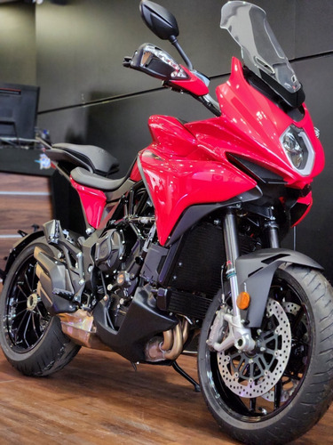 Imagen 2 de 25 de Moto Mv Agusta Turismo Veloce Rosso 800