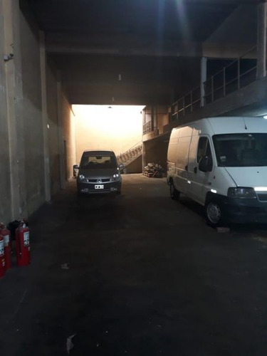 Excelente Galpón Con Vivienda. Rucci 934