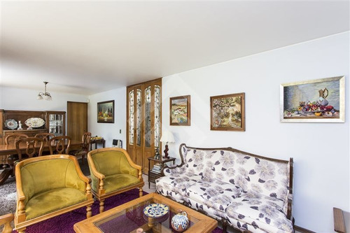 Imagen 5 de 26 de Casa En Venta De 4 Dorm. En La Reina
