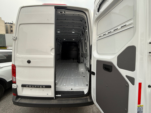 Volkswagen Crafter 2.0 cargo van 4.7 caja ext 2025