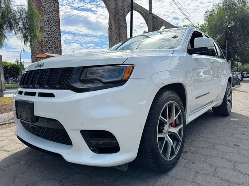 Jeep Grand Cherokee 6.4 Srt-8 At