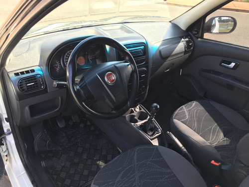 Imagem 5 de 8 de Fiat Strada 2014 1.4 Working Ce Flex 2p