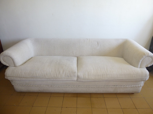 Sofa De Tela Blanco 3 Puestos Usado