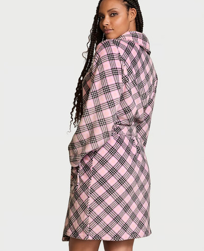 Bata Victoria's Secret Mujer Comoda Corta Suave Cozy Origina