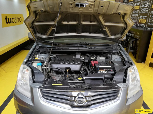 Nissan Sentra B16