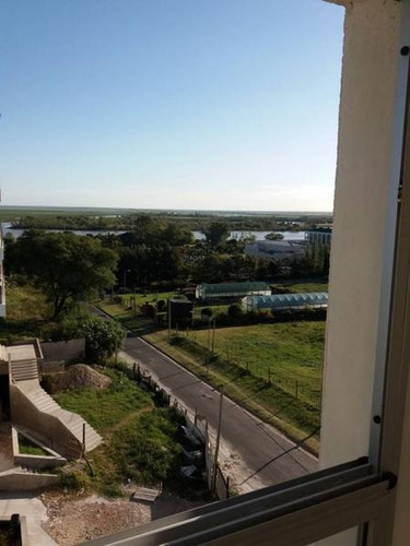 Imagen 13 de 20 de Departamento De 1 Dormitorio Con Cochera Y Balcón. Vista Al Río