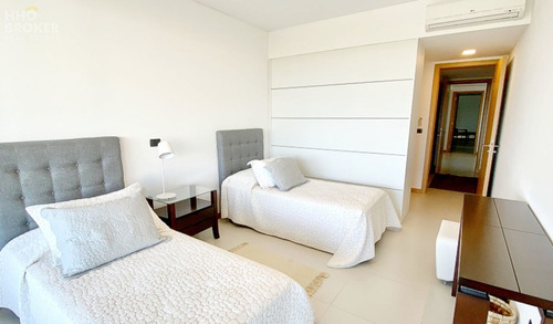 Imagen 24 de 30 de En Venta Y Alquiler, Tiburon Terrazas, Playa Brava - Punta Del Este - Punta Del Este Brava