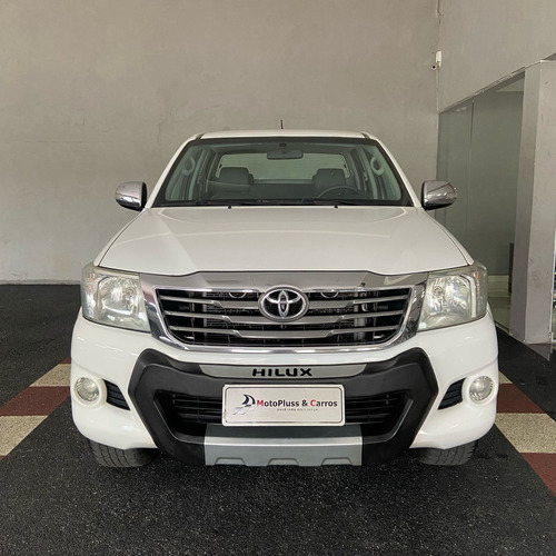 Toyota Hilux 2.7 Srv Cab. Dupla 4x4 Flex Aut. 4p