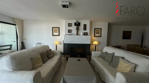 Buscas La Amplitud De Una Casa Con La Seguridad De Un Apartamento ?