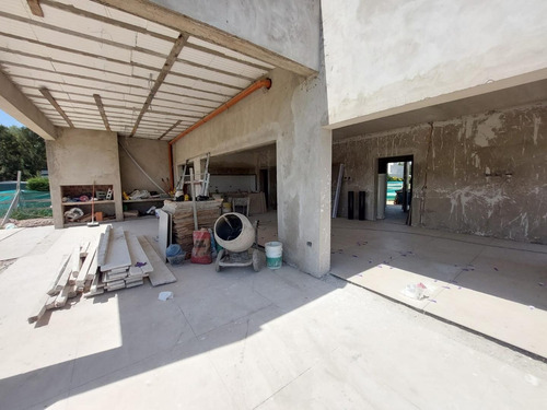 Imagen 10 de 29 de Casa En 2 Plantas A Estrenar