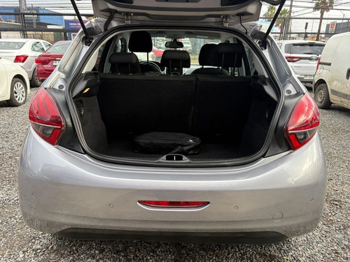 Peugeot 208 2019
