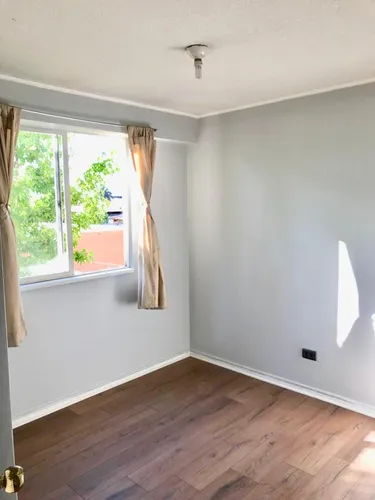 Venta Departamento 2 Dormitorios Y 1 Baño, Metro La Cisterna