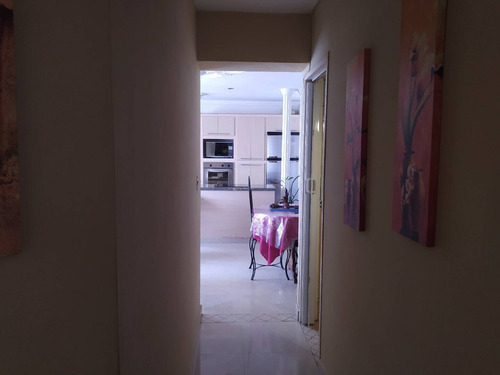 Imagen 3 de 30 de Maria Eugenia Blanco Vende Apartamento En Los Mangos, Valencia 125831