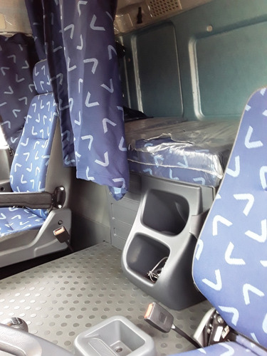 Imagen 8 de 11 de Iveco Stralis Chuto