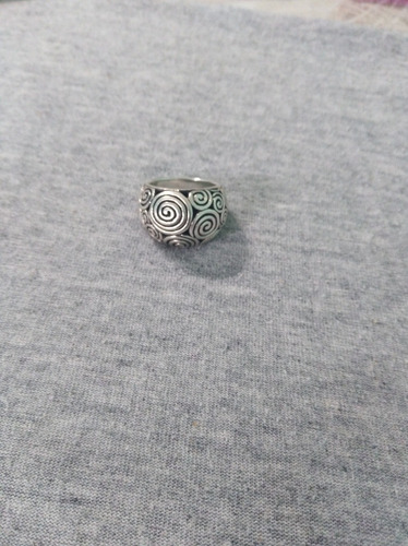 Anillo Bombe Con Espirales De Plata Macizo. 