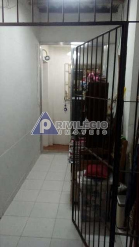 Apartamento À Venda, 2 Quartos, 1 Suíte, Copacabana - Rio De Janeiro/rj - 5911