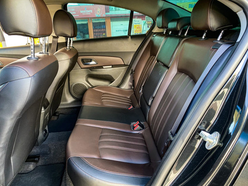 Imagem 12 de 15 de Chevrolet Gm Cruze Ltz 1.8 Preto 2016