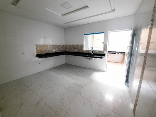 Imagem 3 de 18 de Sobrado 2 Dormitórios - 350 Mts Da Praia - Alto Padrão Amf99