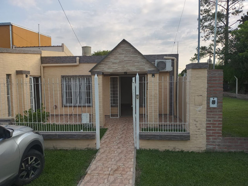 Casa En Venta En Altos Del Sauce