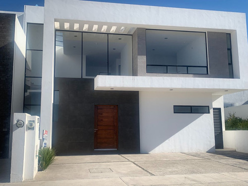 Casa Venta Residencial Lomas De Juriquilla Queretaro Rcv2202