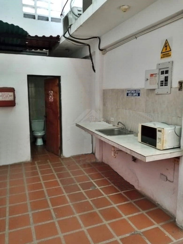Imagen 15 de 17 de Vendo Galpón En La Vía Alterna A 100 Mts De La Entrada De Barrio Sucre