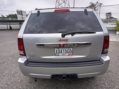Imagen 5 de 17 de Jeep Grand Cherokee Laredo