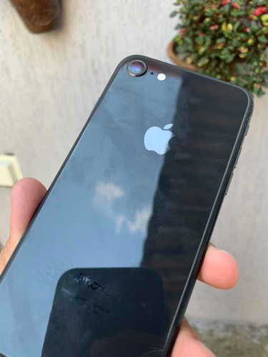 iPhone 8 64g