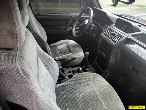 Mitsubishi Montero 3.0 V23
