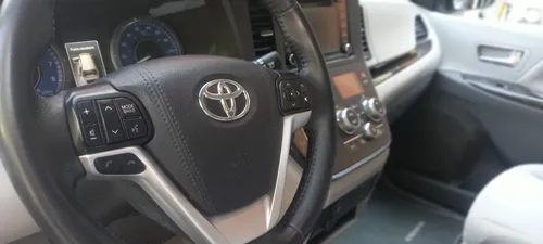 Toyota Sienna 3.5 Xle At
