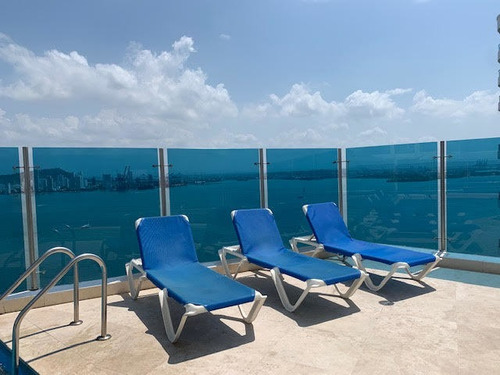 Imagen 16 de 19 de Venta Apartamento Duplex De Una Alc Castillogrande