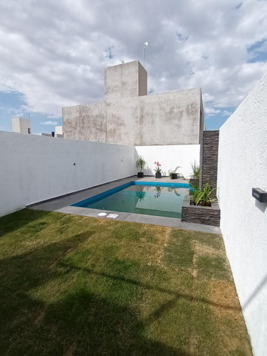 Duplex A Estrenar En La Calandria - Con Pileta