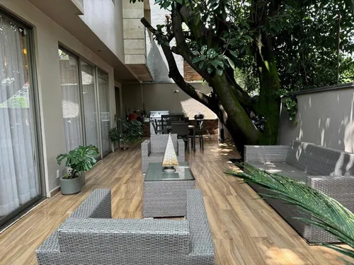 Casa En Venta En Lomas De Tecamachalco