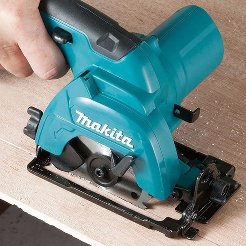 Imagem 5 de 6 de Serra Circular Makita Com 2 Baterias 12v Hs301dz 85mm Bivolt