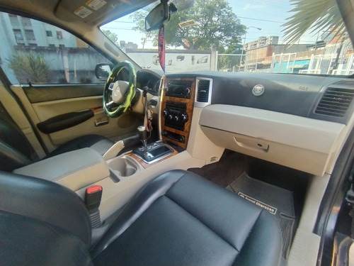 Imagen 11 de 14 de Jeep Grand Cherokee 4x4