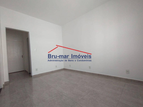 Imagem 5 de 15 de Apartamento 1 Dormitório Reformado Frente A Praia Bairro Ponta Da Praia - X-1701-1